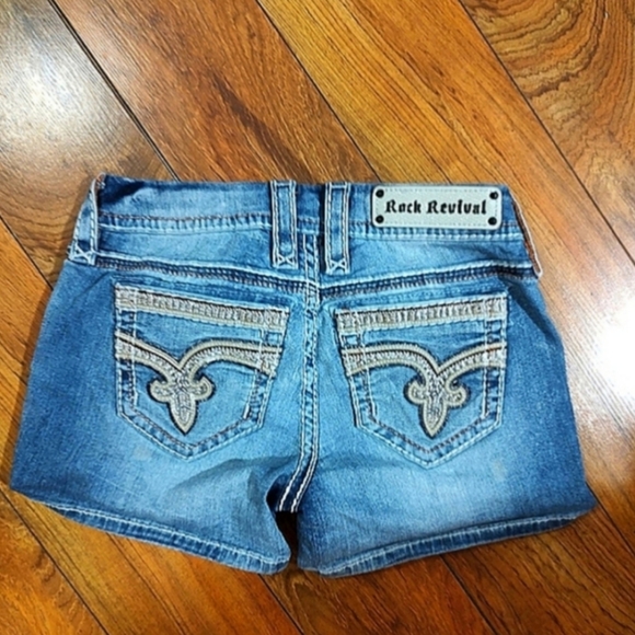 Gorgeous Rock Revival ChereenDenim Shorts With 3
